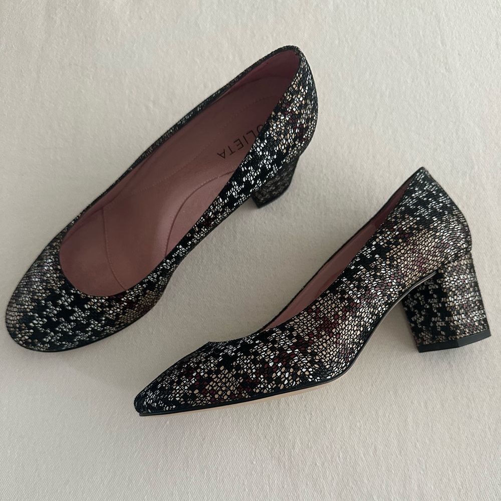 Julieta Black and White Patterned Heels